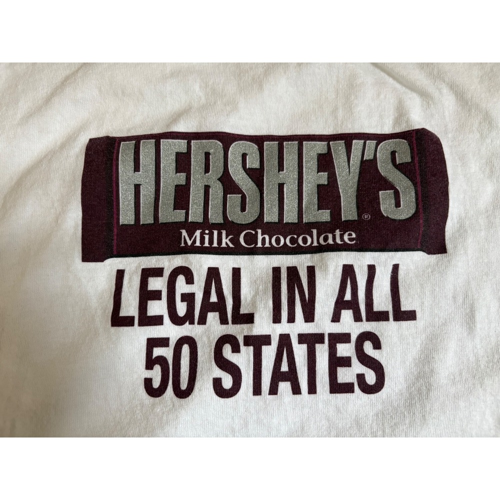 Gildan Hersheys Milk Chocolate Legal In All 50 States Graphic T-Shirt White‎ XL